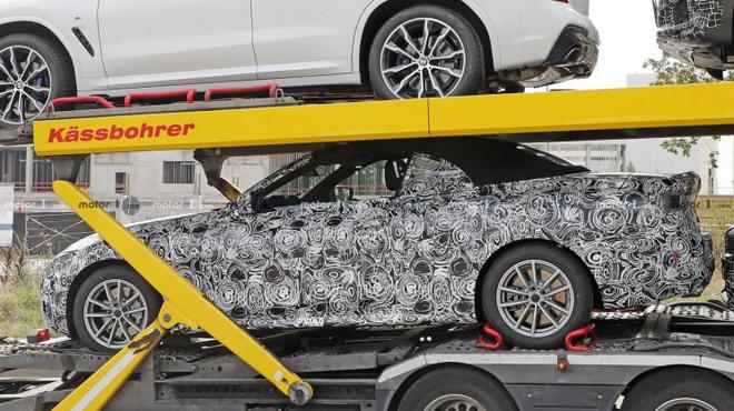 全新宝马4系敞篷版谍照(图片来源网络)