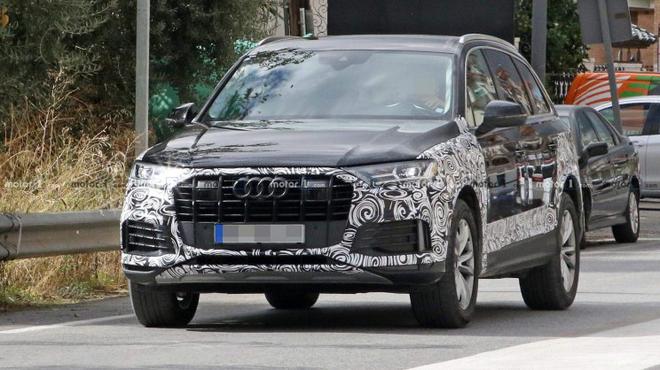 新款奥迪Q7谍照(图片来源网络)