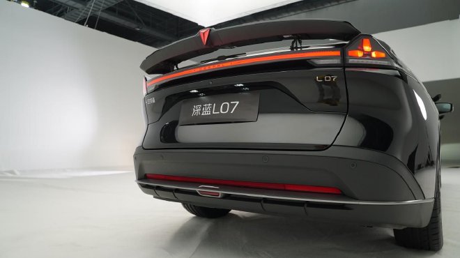 2024成都车展探馆：深蓝L07静态体验