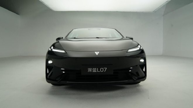 2024成都车展探馆：深蓝L07静态体验