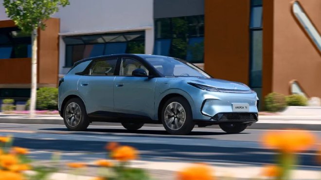 刘苗苗：预售订单破2.5万 极狐T1圈粉年轻用户