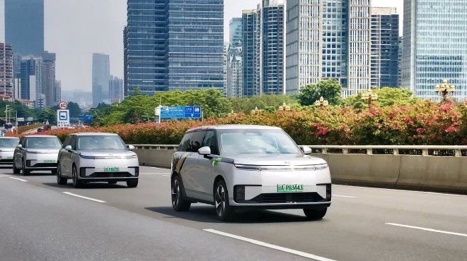 小鹏Robotaxi正式公布品牌名“小鹏悠游”  下单小程序同步上线