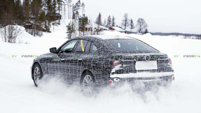 宝马i4雪地路试谍照曝光 最大续航里程可达700公里