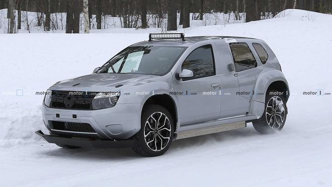 从赛车到民用版 曝Dacia Duster EV谍照