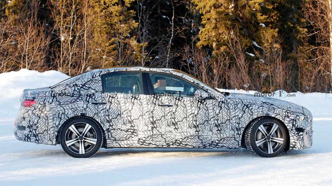 2021款奔驰C级谍照曝光 将于2021年上市