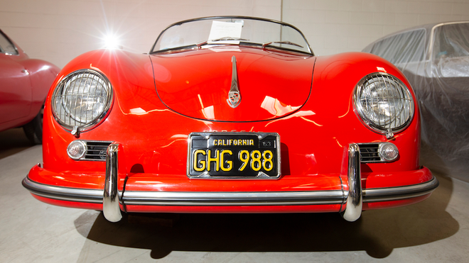 美国一大学获捐赠15台经典老爷车 售价约合7000万