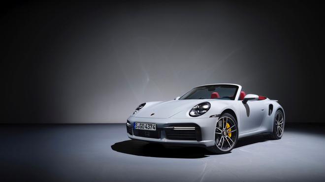 百公里加速2.7秒 保时捷全新911 Turbo S系列首发