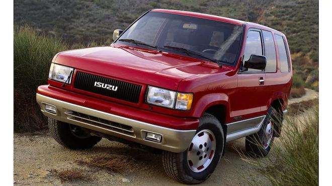 Isuzu Trooper RS