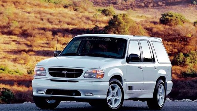 Saleen XP8 Ford Explorer