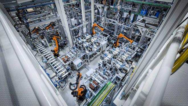 奔驰3大洲7个城市全球布局9家电池工厂 欲年产50万台