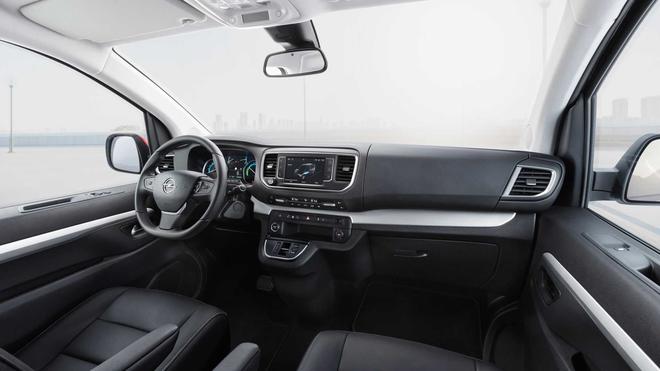 PSA旗下中型电动厢式MPV阵容发布 包括2款丰田贴标车