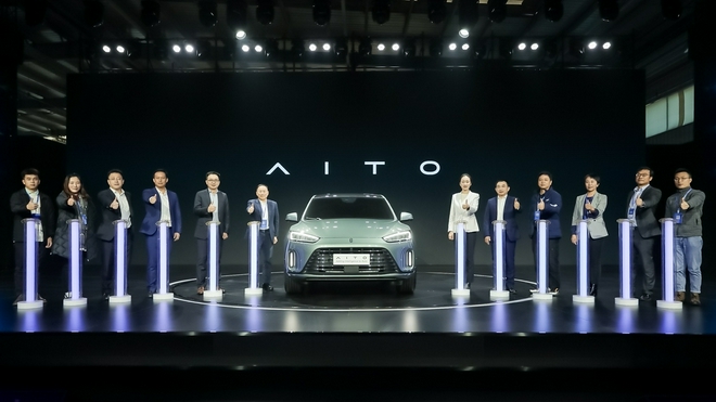 赛力斯发布AITO品牌及纯电驱增程平台