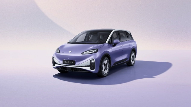 响应《母婴友好型汽车》团体标准 极狐考拉成母婴出行的“移动堡垒”