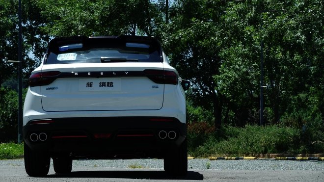 销冠的真实力 试驾吉利新缤越