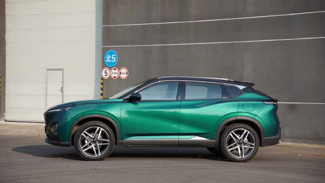 全球首个4挡混动系统 试驾皓瀚·马赫电混DH-i