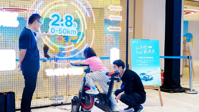 600公里15万级智能后驱轿跑SUV-睿蓝7北京上市