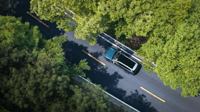 赛力斯汽车超级工厂：以新质生产力赋能高质量发展