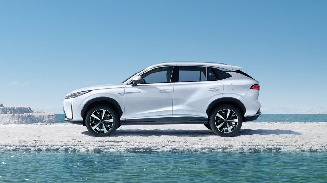 荣威D5X DMH上市，搭载插混动力油耗1.27L，限时10.98万元起售