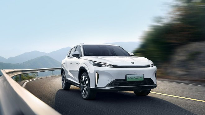 荣威D5X DMH上市，搭载插混动力油耗1.27L，限时10.98万元起售