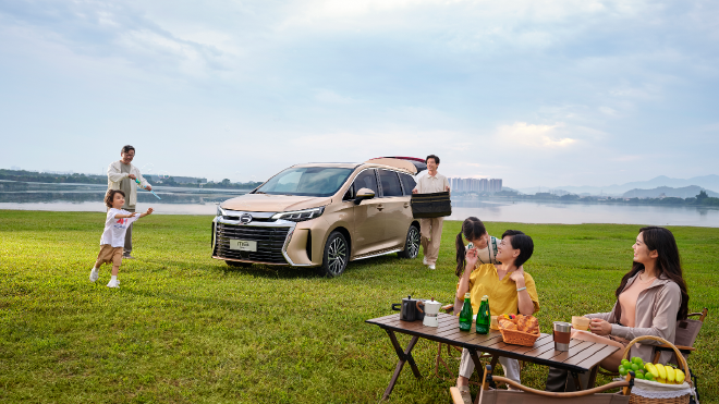 MPV市场再进击：传祺M8大师超级混动版 / M6 MAX上市