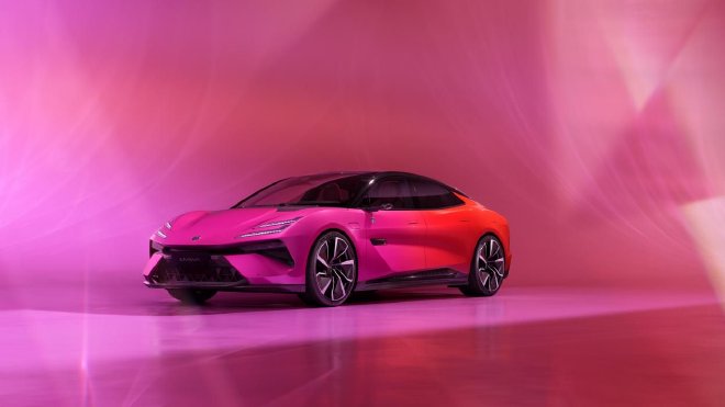 路特斯查普曼高级定制车型EMEYA繁花绽放限量版