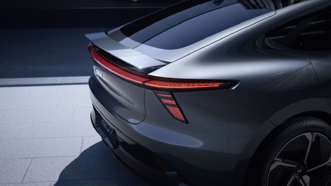 极越CEO称极越07是未来20年最好看的轿车 你觉得呢？