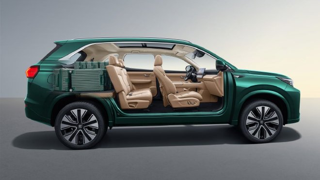 蓝电E5 PLUS官图曝光 将于9月底预售