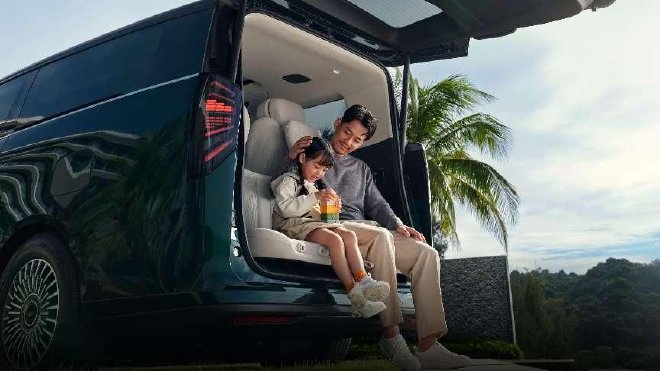 试驾吉利银河翼真L380陆地空客系列 重新定义MPV标杆