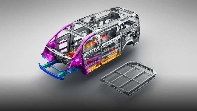 试驾吉利银河翼真L380陆地空客系列 重新定义MPV标杆