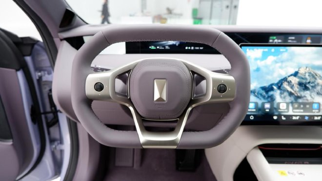 年轻用户的不二之选 阿维塔06静态实拍