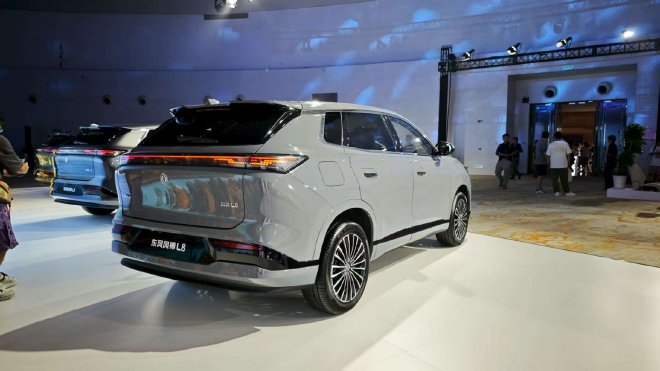 越级舒适座舱 东风风神L8预售12.99万元起