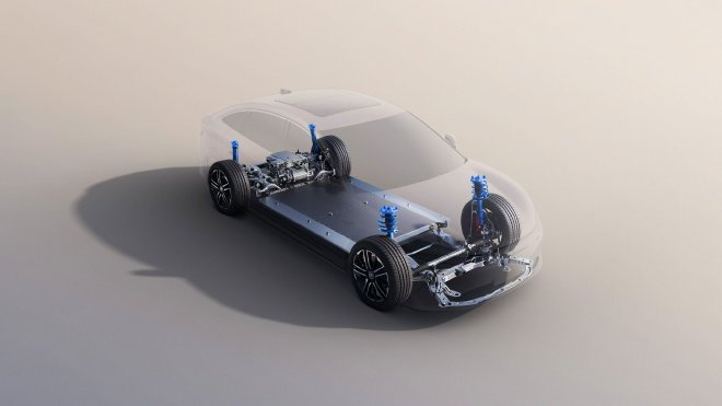 2025成都车展：新款比亚迪秦L EV上市 限时价12.98万元