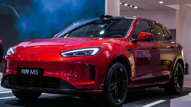 2025天津车展：问界全系车型亮相天津车展