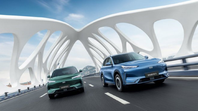 世界冠军韩天宇成吉利银河E5第230000位车主