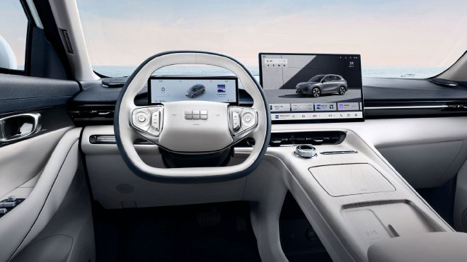 世界冠军韩天宇成吉利银河E5第230000位车主