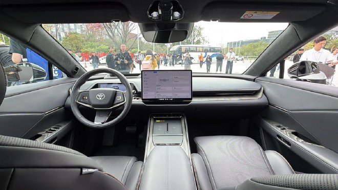 广汽丰田铂智7正式上市 限时补贴权益价14.78-19.98万元