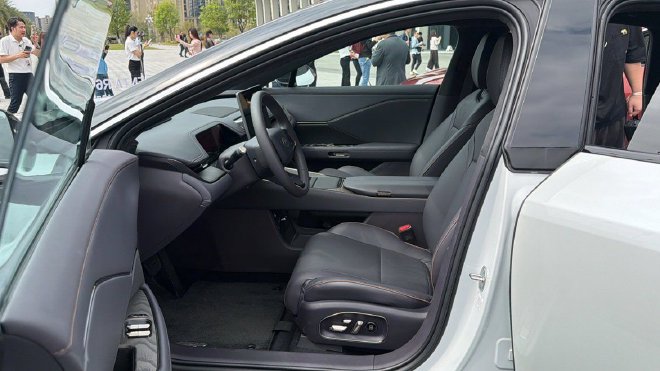 广汽丰田铂智7正式上市 限时补贴权益价14.78-19.98万元