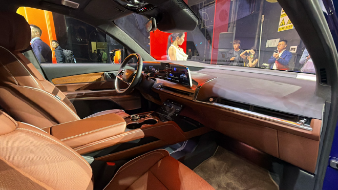 凯迪拉克凯威德正式上市 售价46.88-50.88万元