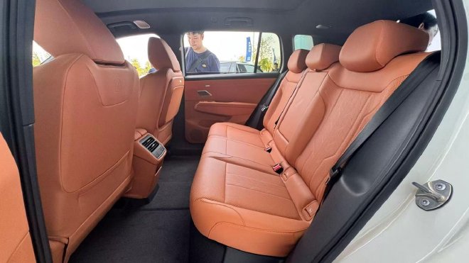智稳家庭纯电SUV 12.99万起 一汽‑大众 ID. AURA T6全新上市