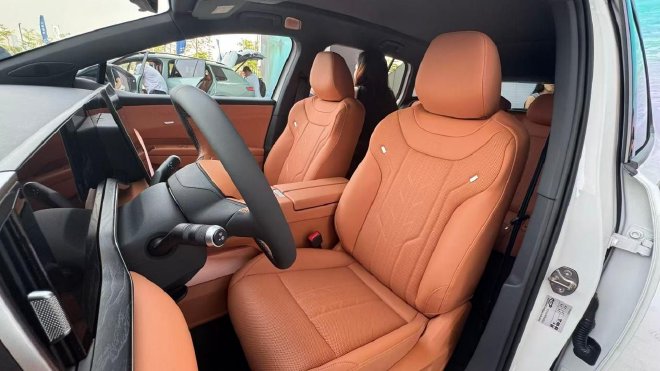 智稳家庭纯电SUV 12.99万起 一汽‑大众 ID. AURA T6全新上市