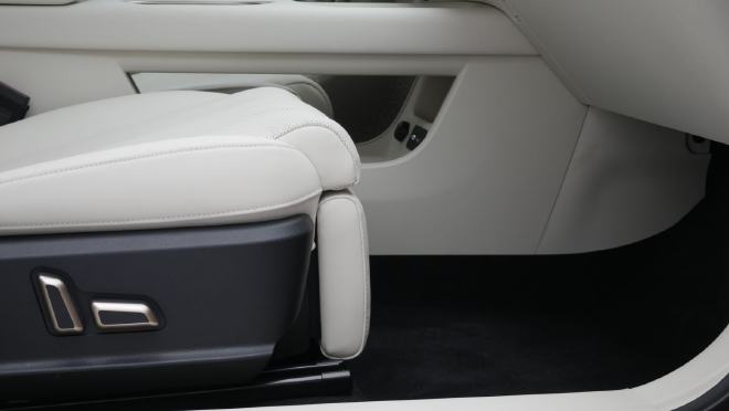 经典复古外观+智舱智驾 欧拉5正式亮相