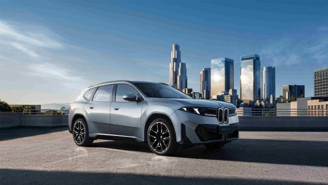 新世代BMW iX3长轴距版诠释“可持续的豪华”