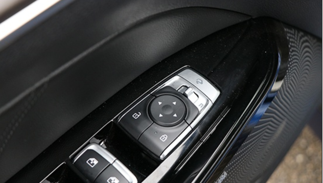 2020款起亚凯酷K5日常实用性测试报告