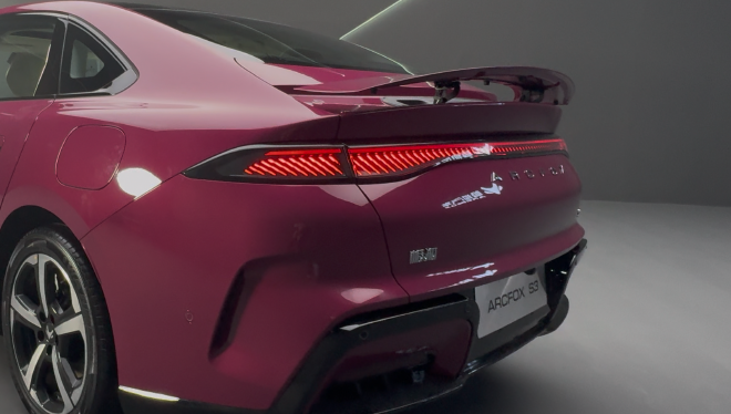 2026北京车展：极狐S3正式亮相