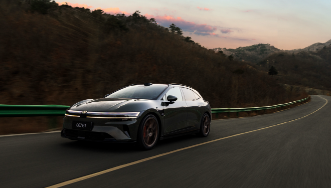 焕新极氪007深度解析：20万级纯电标杆的全维进化 同级对比见真章