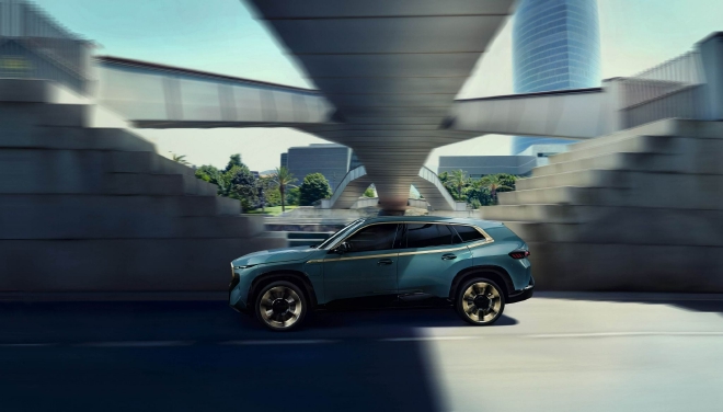 创新BMW XM全球首发 预售价人民币236万元