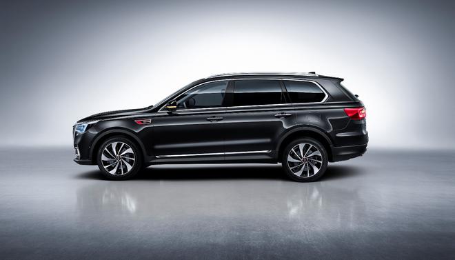 致敬时代英雄，红旗HS7再启新程