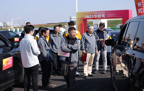 24款星车搏“上位”，这样的名场面你见过吗？