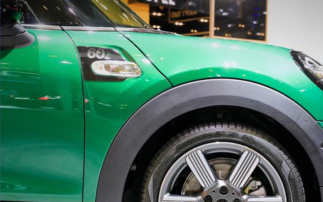 MINI特别版车型正式亮相！复古涂装