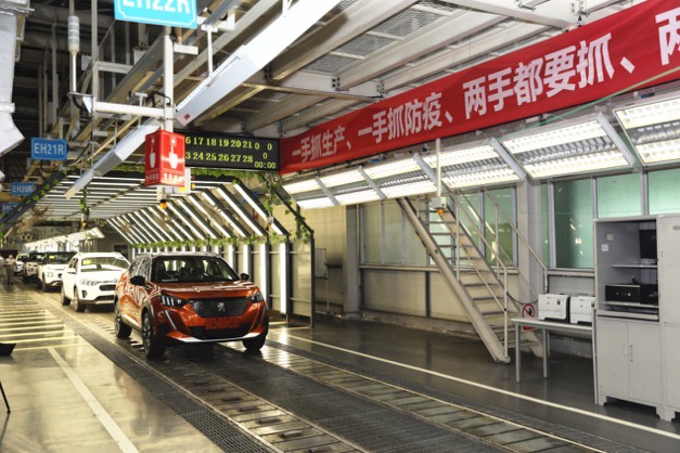 从疫情中走出 神龙汽车武汉工厂复工复产